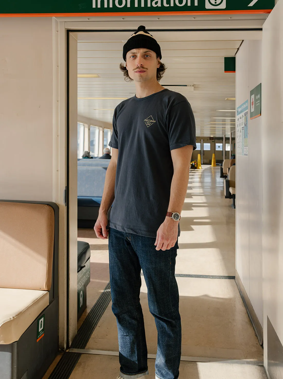 Essential Tee - Ferry Boat - Charcoal