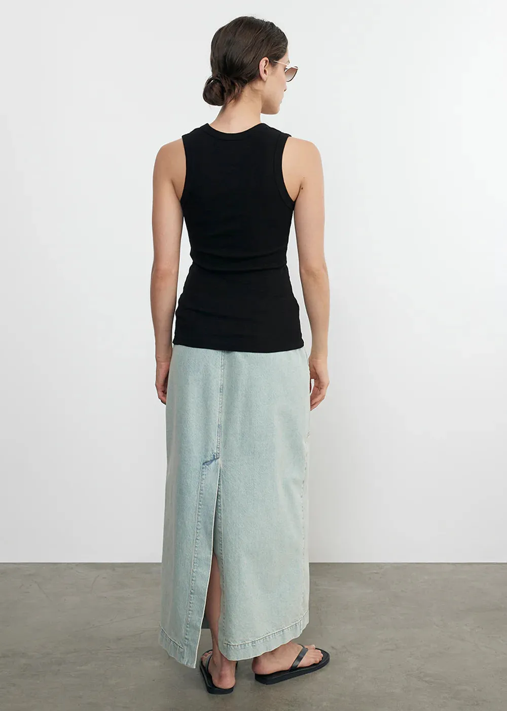 Essential Uneck Tank