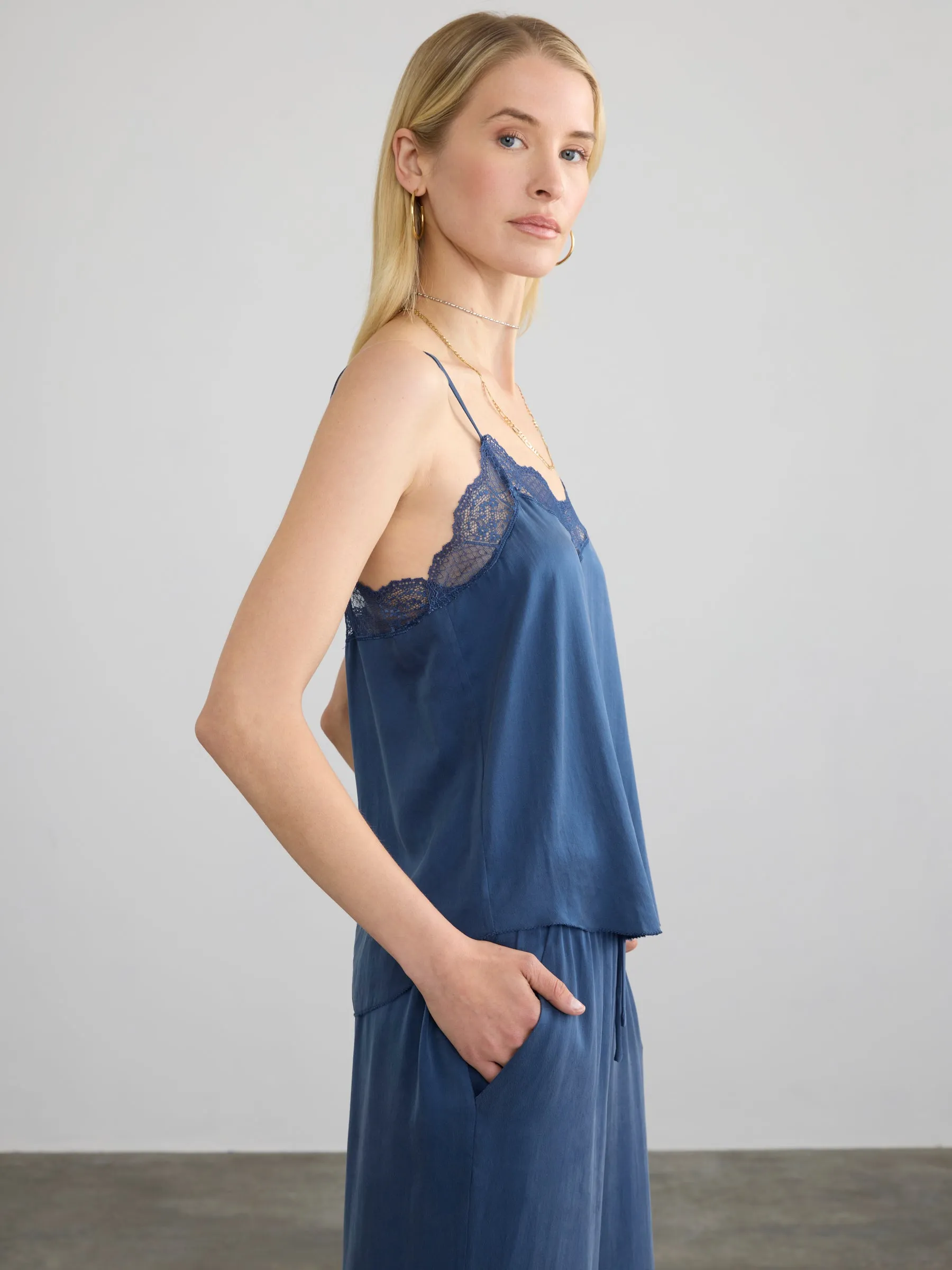 LACE SILK CAMISOLE
