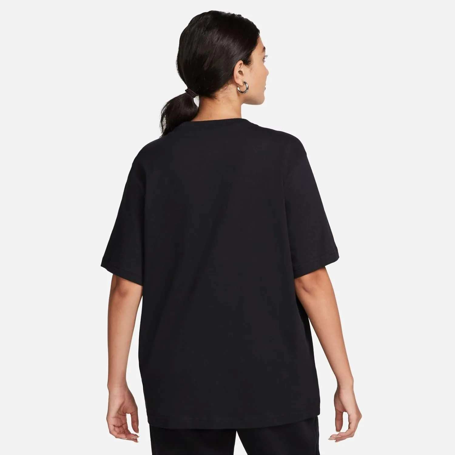Nike Sportswear Essential Women's T-Shirt (Black/White)
